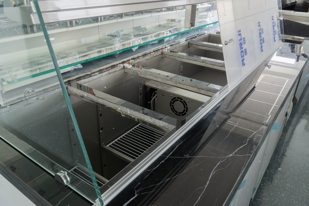 Salattheke mit Aufsatzvitrine 188 cm Gastronics - CPGASTRO